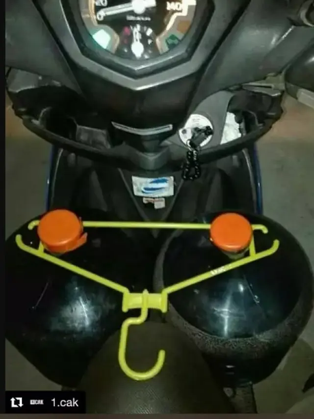 Multifungsi, Ini 7 Potret Kegunaan Lain Hanger Selain Buat Jemur Pakaian