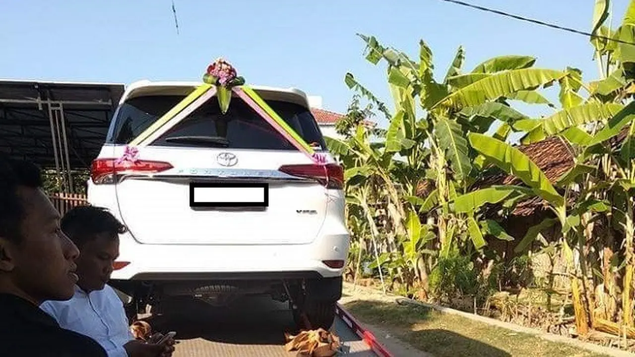 Mahar Mobil Mewah