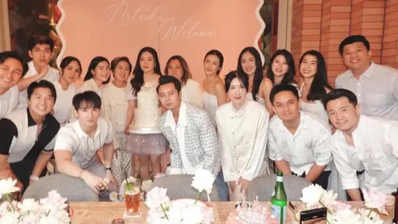 6 Potret Cantik Natural Felicya Angelista dan Susan Sampeh Hadiri Ulang Tahun Natasha Wilona ke-26, Kompak Pakai Outfit Serba Putih