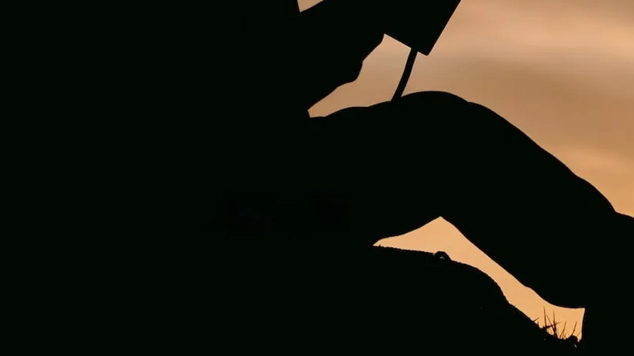 100 Peribahasa Populer dalam Bahasa Indonesia Disertai Artinya