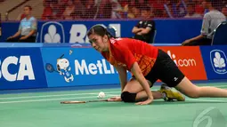 Pada perhelatan BCA Indonesia Open Superseries Premier 2014, Firdasari kalah dari Li Xuerui, 12-21, 19-21, Kamis (19/6/2014) (Liputan6.com/Miftahul Hayat)