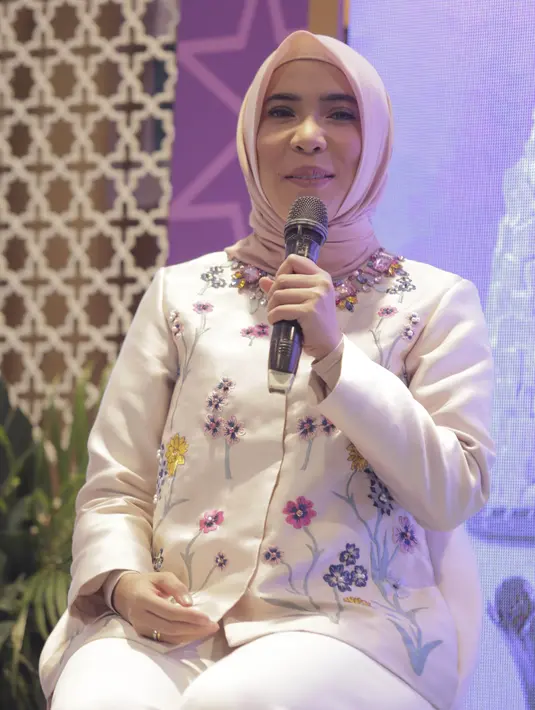 (Muhammad Akrom Sukarya)