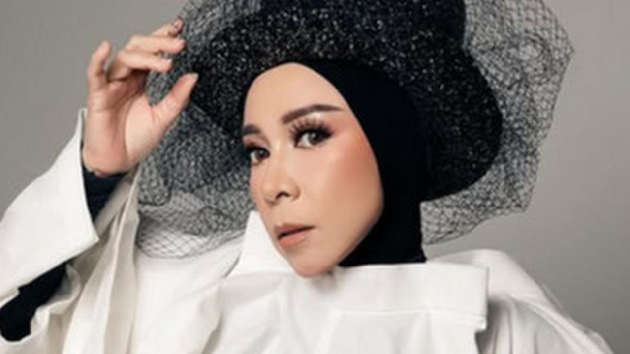 Potret Terbaru Melly Goeslaw Ternyata Jalani Oplas Tanpa Endorse di Indonesia & Dilakukan Setelah Bariatrik