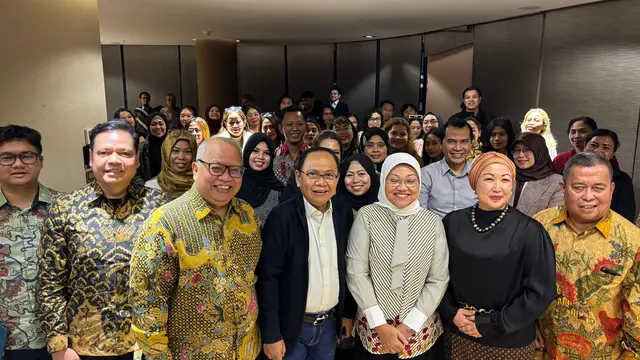 Menaker Ida Fauziyah Temui Pekerja Migran Indonesia di Turki