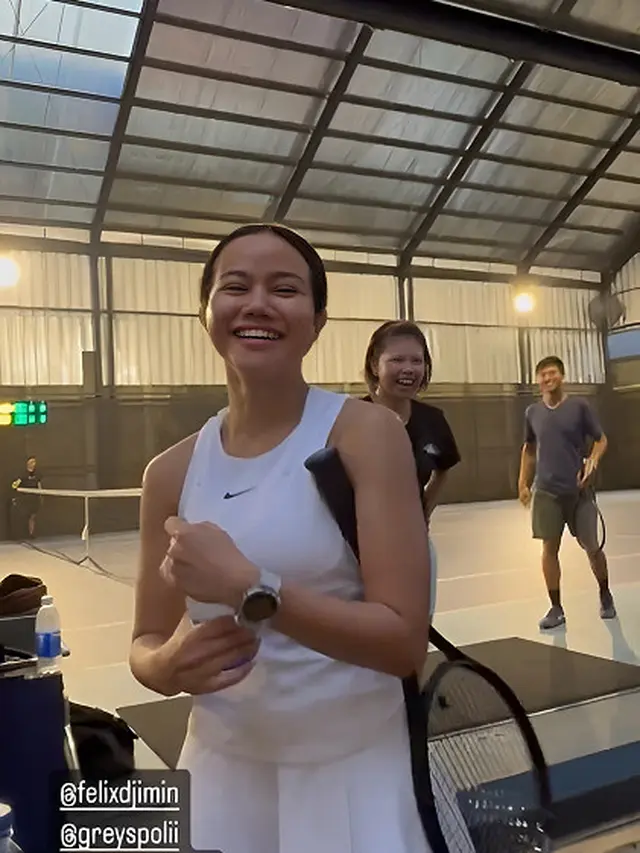 7 Potret Yura Yunita Latihan Tenis, Bakal Ikut Sport Party