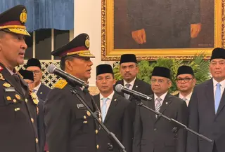 Komjen Pol. Wahyu Hadiningrat Dilantik Jadi Wakapolri