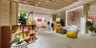 Louis Vuitton hadirkan Objets Nomades Collection Showcase di Jakarta. Louis Vuitton kembali mengundang desainer ternama dari seluruh dunia untuk menyuguhkan perabot eksperimental namun fungsional serta objek desain yang apik. Yuk kita jelajahi bersama koleksi furnitur dan objek yang terinspirasi dari segala serba-serbi perjalanan traveling. / Foto dok: Louis Vuitton.