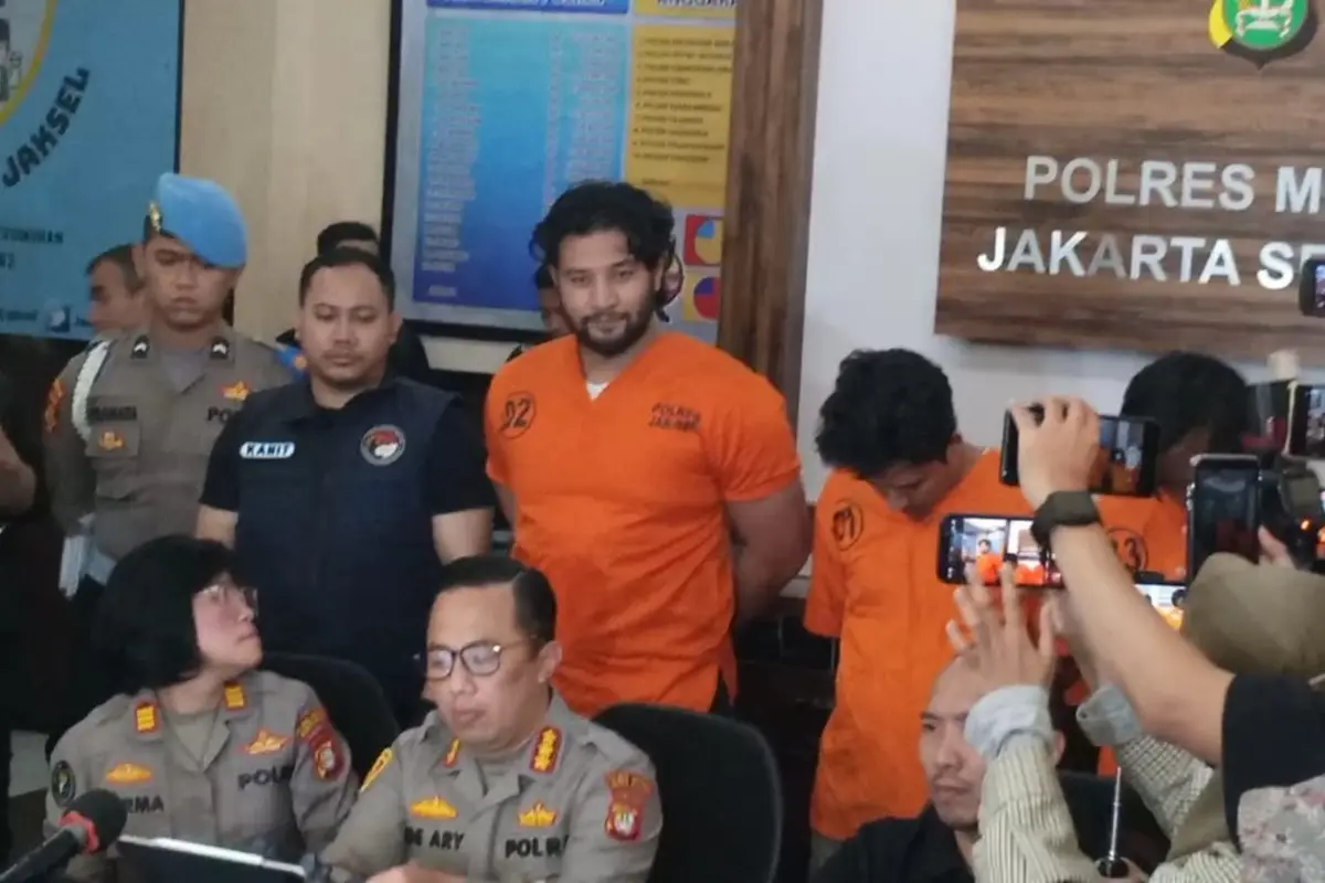Ammar Zoni di Polres Metro Jakarta Selatan - (Liputan6.com - M. Altaf Jauhar)
