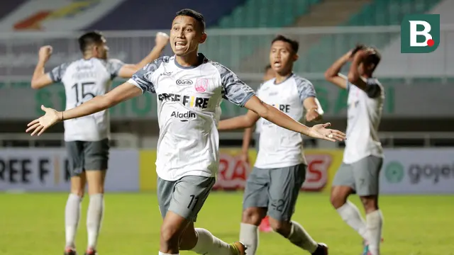 Foto: Adu Tajam Cristian Gonzales dan Beto Goncalves, Rans Cilegon FC Pecundangi Persis Solo 4-3 di Matchday Pertama Babak 8 Besar Liga 2