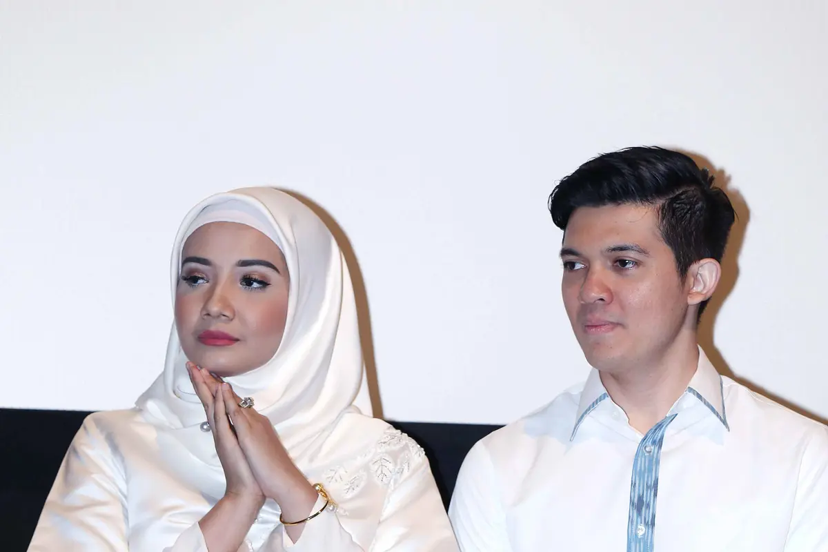 Zaskia Sungkar dan Irwansyah