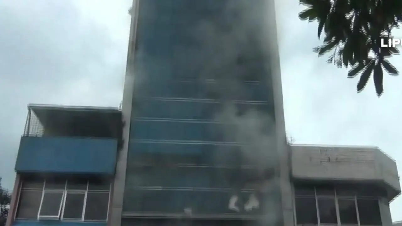 Kebakaran di Gedung Terra Drone, Cempaka Putih, Jakarta Pusat. (Istimewa)
