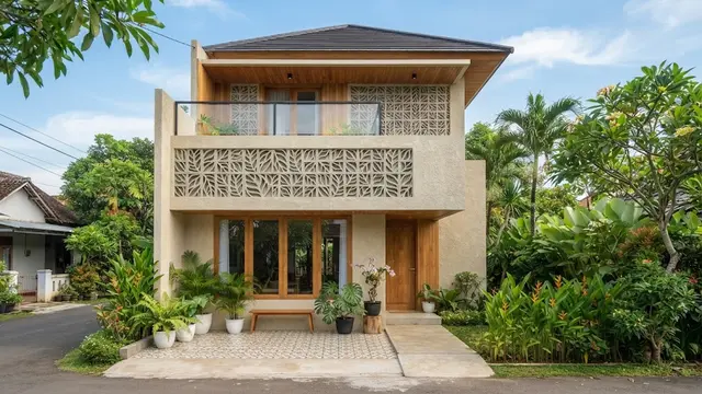 Model lubang angin rumah yang fungsional sekaligus mempercantik fasad dengan desain motif daun