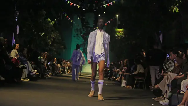 Lakon Indonesia Nekat Bawa Bajaj Sekaligus Sopirnya ke Panggung JF3 demi Suasana Pasar Malam