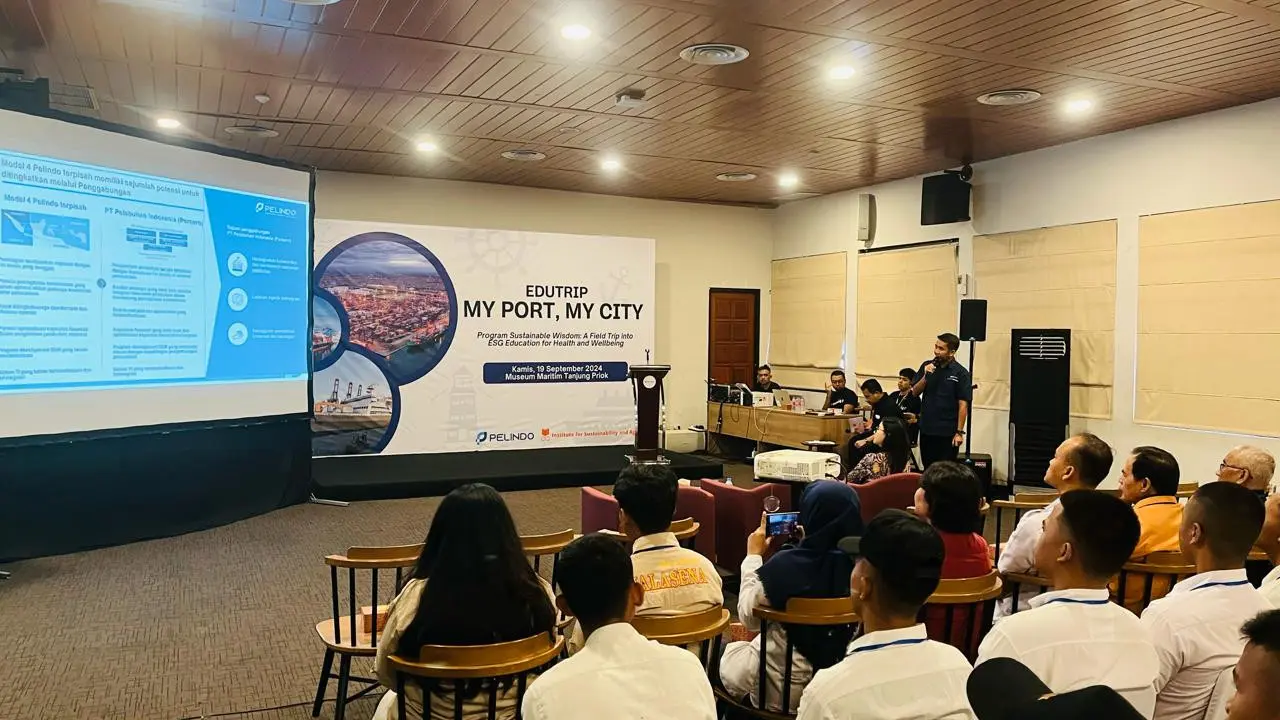Sebanyak 100 pelajar dan 10 guru dari 5 SMK Pelayaran di Jakarta mengikuti Edutrip ke Museum Maritim Jakarta dari PT Pelabuhan Indonesia (Persero) bekerja sama dengan Institute for Sustainability and Agility (ISA) (Istimewa)