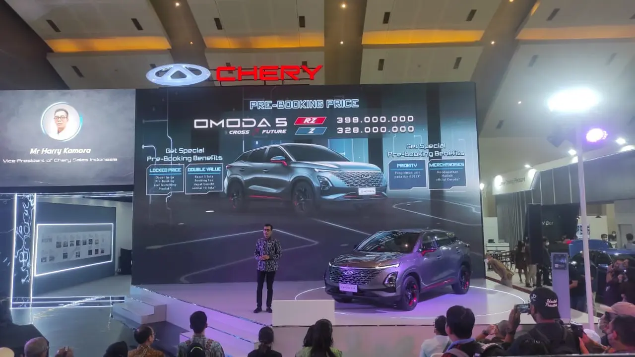 Harga Chery Omoda 5 diumumkan di IIMS 2023. (Liputan6.com/Arief Aszhari)