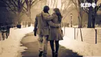 Selebritas juga manusia biasa, mereka punya sisi romantis yang ditunjukkan pada pasangannya.