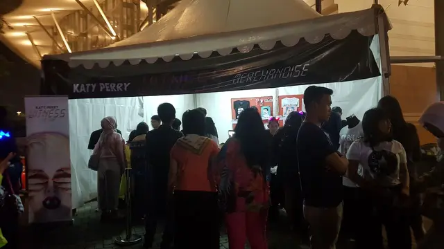 Pernak-pernik Katy Perry