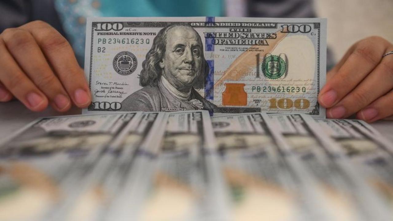 Rupiah Melemah ke Rp16.788 per Dolar AS: Ketegangan Geopolitik dan Kebijakan The Fed Jadi Pemicu