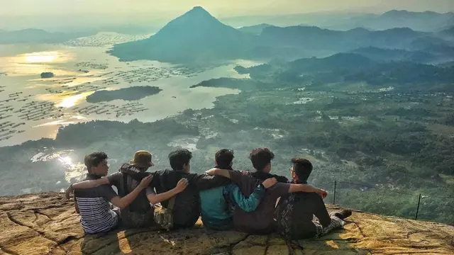 Gunung Lembu di Purwakarta Jawa Barat