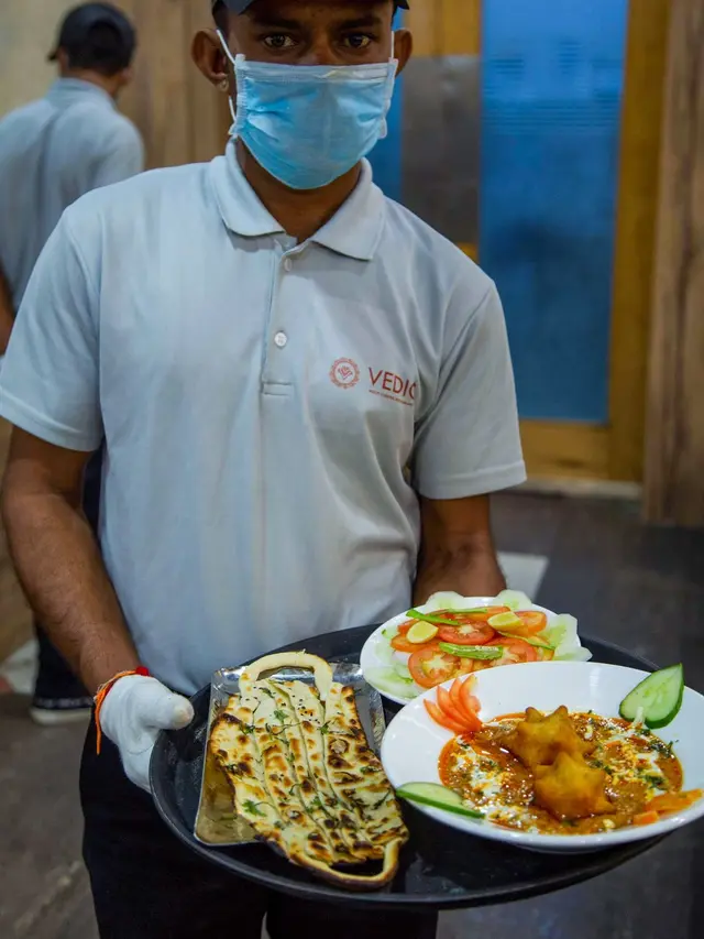 Veda vegetarian Menu (AFP)