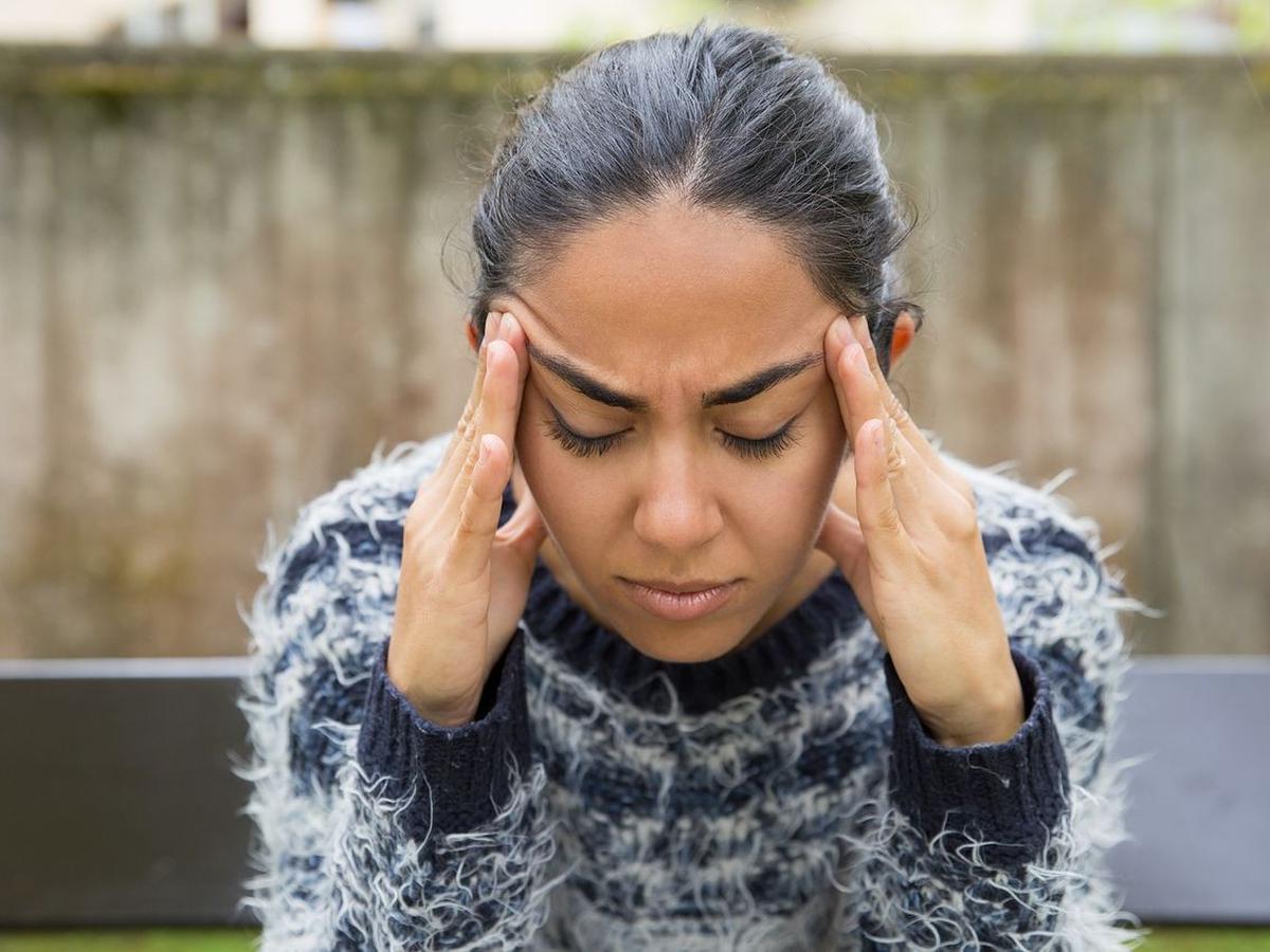 Cara Mengatasi Sakit Kepala Hormonal
