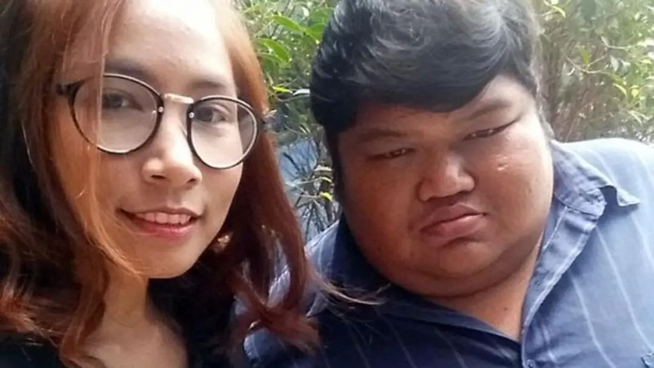 Sering Diejek Tak Serasi, Wanita Ini Tetap Bangga Pada Kekasihnya