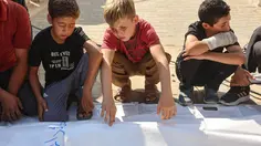 Tangis Anak Palestina Iringi Pemakaman Korban Serangan Israel