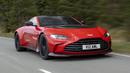 Aston Martin Vantage: Mobil yang menjadi rival langsung dari Porsche 911 ini menjadi salah satu sports car yang menawarkan kemewahan kelas sultan. Tampilan agresif dan mewah khas Aston Martin serta interior yang dibalut bahan-bahan kualitas tinggi membuatnya sangat terlihat eksklusif. Dapur pacunya mengandalkan konfigurasi V8 bertenaga 528 Hp. Sebuah Grand Tourer yang sempurna. (Source: topgear.com)