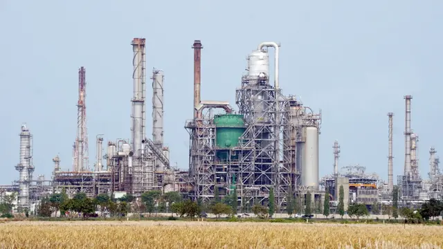 Pastikan Distribusi BBM & LPG ke Masyarakat Aman, PT Kilang Pertamina Internasional Unit Balongan Tetap Beroperasi Selama Nataru