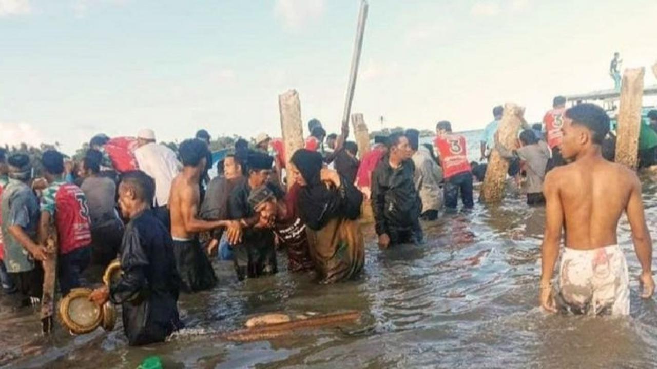 Tujuh Orang Tewas Akibat Jembatan Ambruk di Pulau Hatta, Satu Korban Ketua Timses Calon Bupati-Wakil Bupati Maluku Tengah