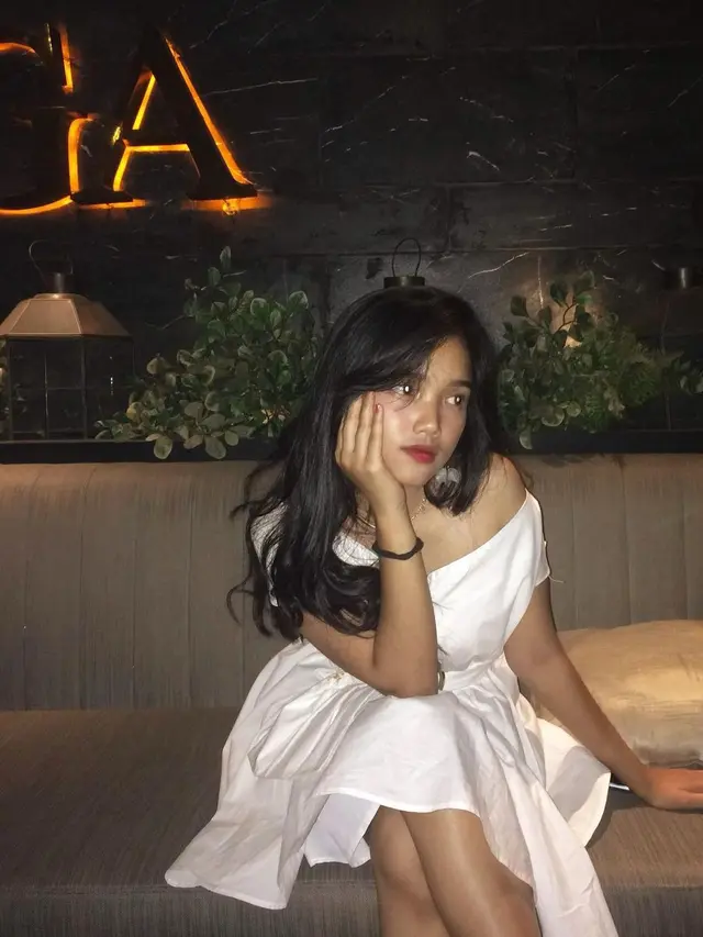 Fuji adik ipar Vanessa Angel (Foto: Instagram/@fuji_an)