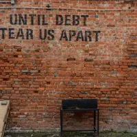 Ilustrasi utang | unsplash.com/@stri_khedonia