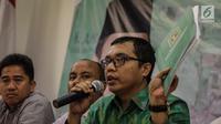 Wakil Sekjen DPP PPP Bidang Organisasi, Keanggotaan dan Kaderisasi Achmad Baidowi memberikan keterangan di Kantor DPP PPP, Jakarta, Selasa (12/12). MA menolak kasasi PPP kubu Djan Faridz dengan nomor perkara 504K/TUN/2017. (Liputan6.com/Faizal Fanani)