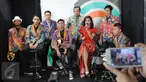 Tampil membawakan beberapa lagu andalannya, Rusak Band sukses menggoyang redaksi Liputan6.com, di Jakarta, Sabtu (23/1/2016). (Liputan6.com/Endang Mulyana)