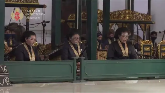 Potret Penari Keraton Yogyakarta Kenakan Face Shield. (Sumber: YouTube/Kraton Jogja)