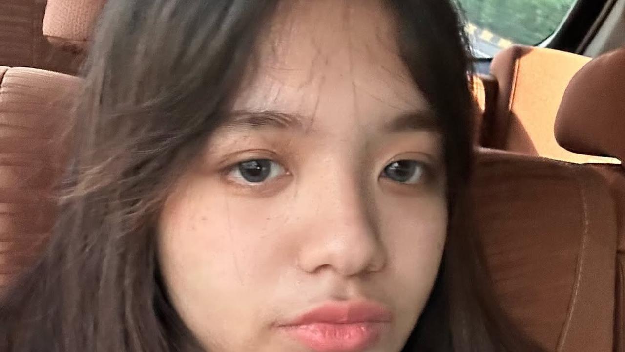 7 Potret Transformasi Lovely, Anak Angel Karamoy yang Mencuri Perhatian di Usia 16 Tahun