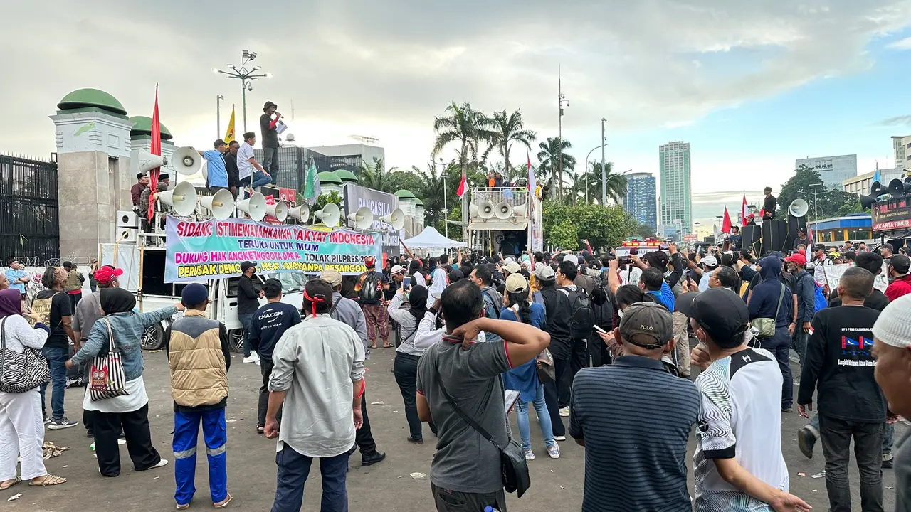 Massa Aksi Demo Tolak Hasil Pemilu 2024 Bubarkan Diri, Lanjut Lagi 8-10 Maret