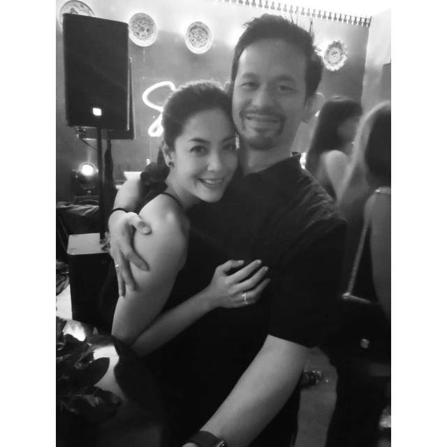 6 Potret Terbaru Kemesraan Lulu Tobing dan Suami Usai Menikah