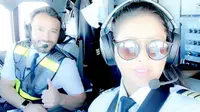 Yasmeen Al Maimani, Pilot Perempuan Pertama Arab Saudi. (dok. Instagram @captain0jazz/https://www.instagram.com/p/ByAu5ktBhAp/Putu Elmira)