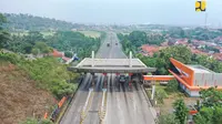 Sejumlah Badan Usaha Jalan Tol (BUJT) telah memberikan diskon tarif tol saat musim mudik Lebaran 2023. Tercatat lima ruas tol memberikan diskon tarif yakni 3 ruas di Pulau Jawa dan 2 ruas di Pulau Sumatera. (Dok Kementerian PUPR)