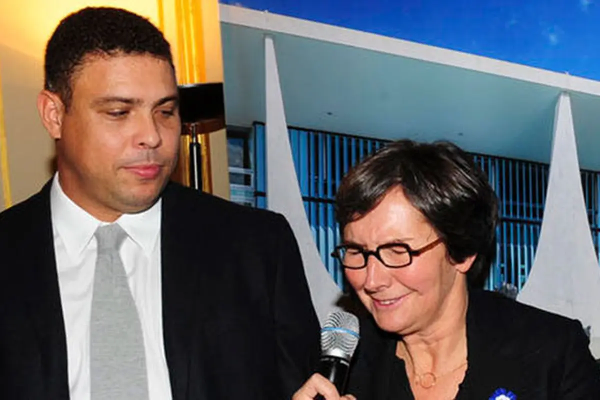 ronaldo-valerie-fourneyron-131109b.jpg
