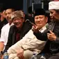 Menteri Pertahanan Prabowo Subianto  menghadiri acara Sinau Bareng Cak Nun di Pondok Segoro Agung Kecamatan Trowulan Kabupaten Mojokerto Jawa Timur. (Foto: Dokumentasi Tim Media Prabowo Subianto).