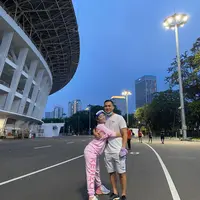 Melalui akun instagramnya, Zaskia Gotik sedang menjual rumah. Penyanyi berusia 33 tahun itu membagikan beberapa potret rumahnya yang dijual Rp 750 juta dan masih bisa nego. Sebelumnya, suami Zaskia Gotik juga sedang di panggil Komisi Pemberantasan Korupsi (KPK). [Instagram/zaskia_gotix]