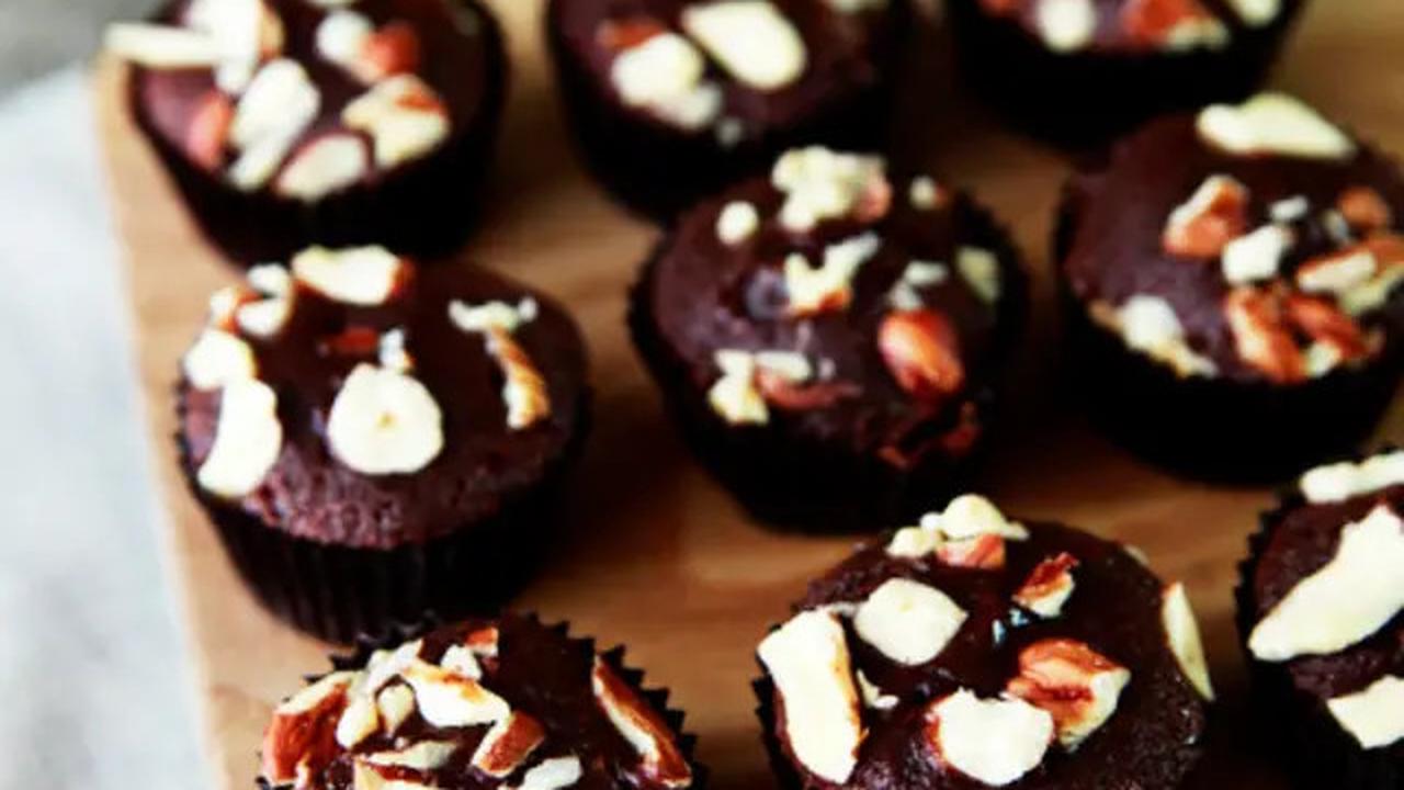 Resep Brownies Kukus Chocolatos yang Gampang dan Irit, Takaran Sendok Aja!