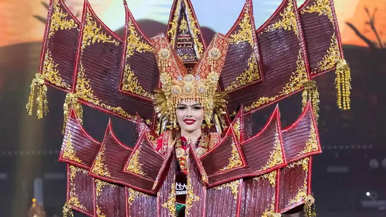 Nova Liana Miss Grand Indonesia 2024 Siap ke Kamboja dan Thailand, Bawa Kostum Nasional Payakumbuah