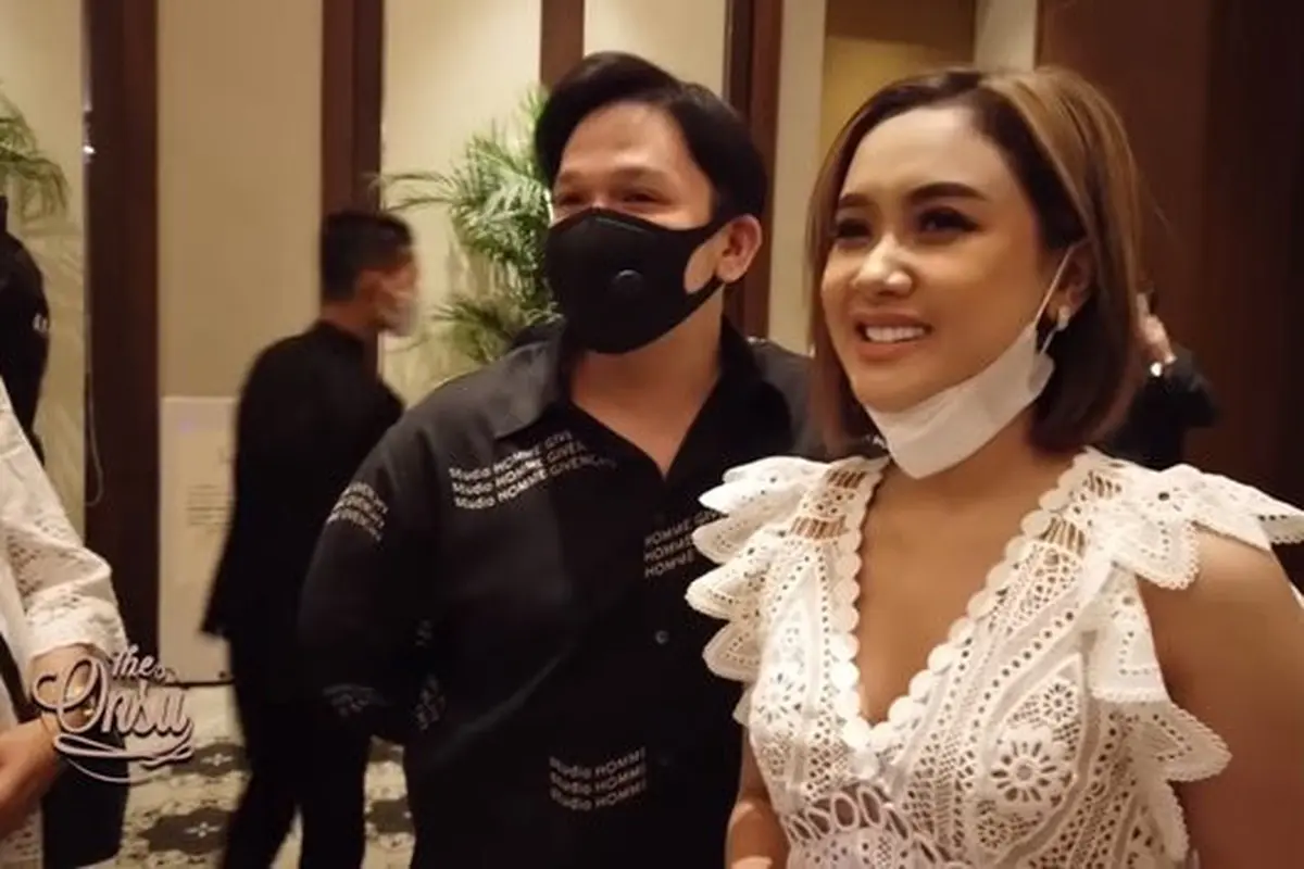 7 Potret Kebersamaan Cita Citata dan Jordi Onsu yang Kini Dikabarkan Dekat