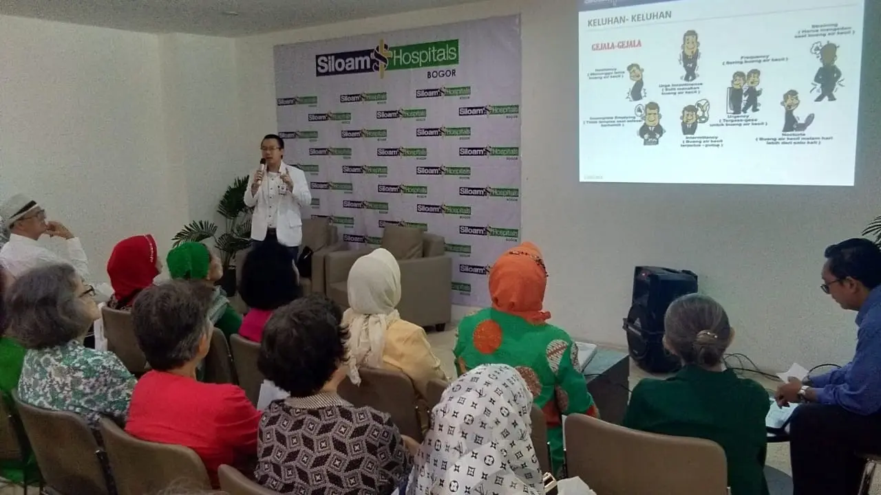Edukasi Penyakit Batu Ginjal dan Prostat di Siloam Bogor