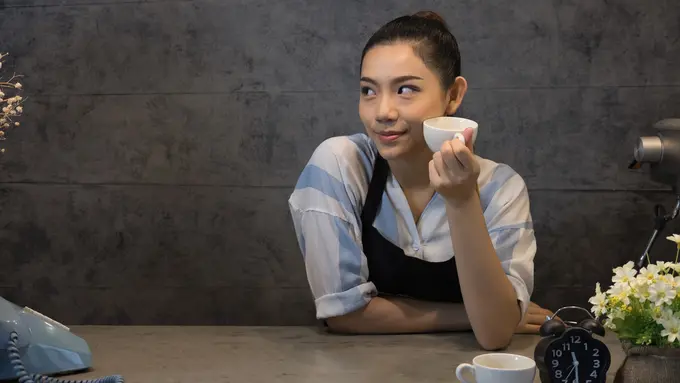 wanita juni hadapi paling sabar