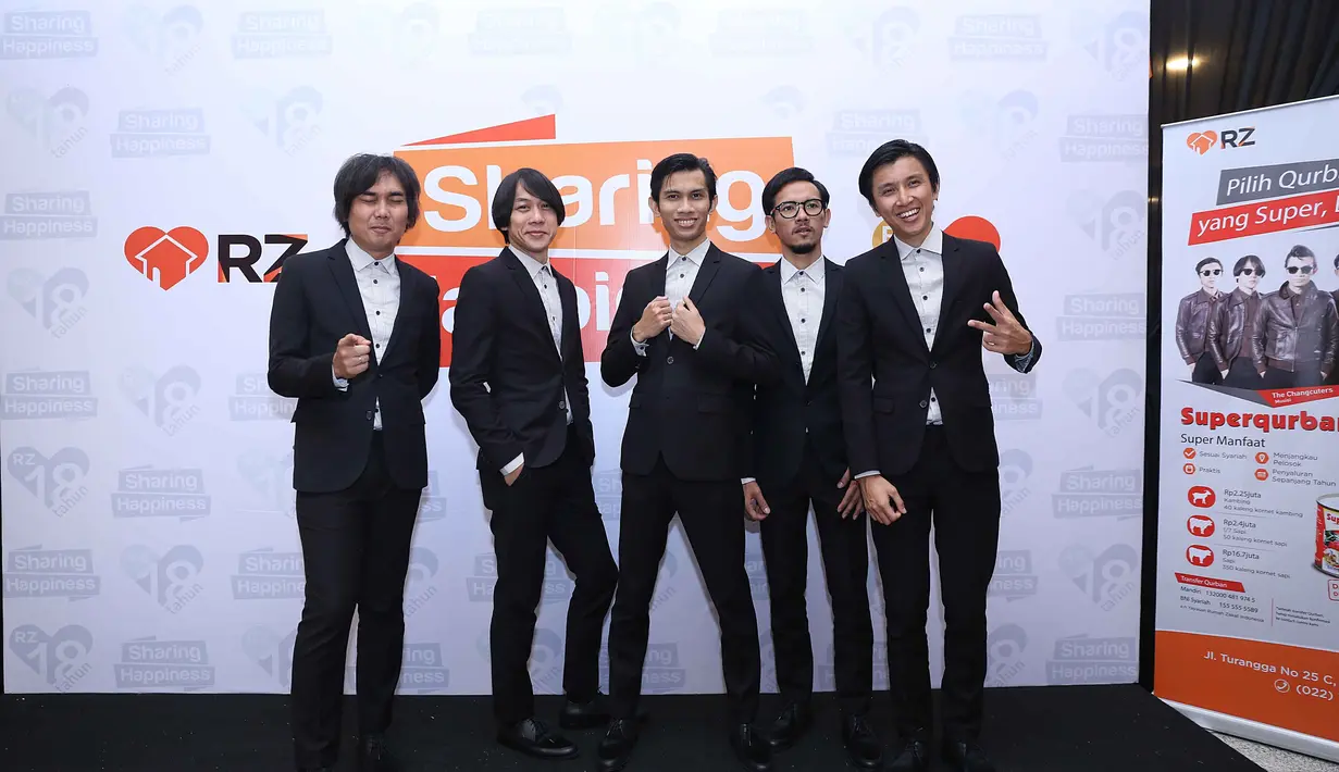 Tria vokalis grup The Changcuter mengaku senang dengan kerja sama itu. Apalagi ini merupakan kerja sama untuk pertama kalinya. (Nurwahyunan/Bintang.com)