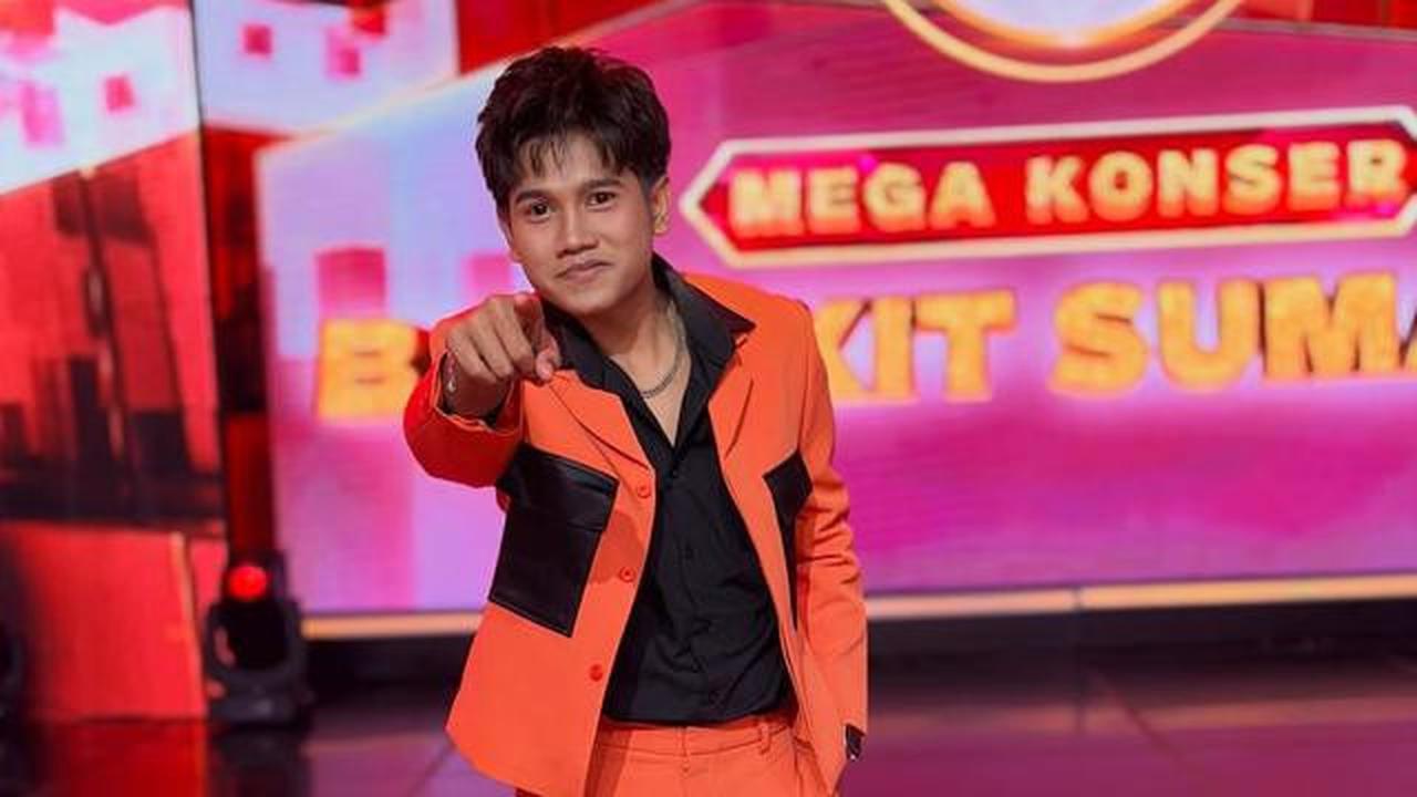 Duet Valen DA7 dan Afan DA5 Menyanyikan lagu Meraih Mimpi,  di Band Academy Indosiar